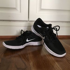 Nike Sneaker